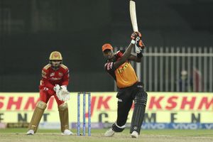 SRH vs PBKS:కొంప ముంచిన బ్యాటింగ్ వైఫల్యం! జాసన్ హోల్డర్ పోరాడినా సన్‌రైజర్స్‌కు దక్కని విజయం!