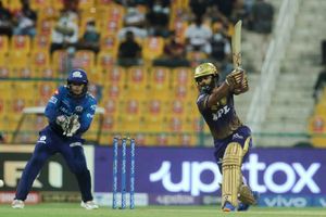 MI vs KKR: దంచికొట్టిన వెంకటేష్, త్రిపాఠి.. ముంబైపై కోల్‌కతా సునాయాస విజయం!!