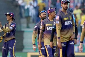 KKR vs DC: టాస్ గెలిచి ఫీల్డింగ్ ఎంచుకున్న కోల్‌కతా.. ప్రసీద్, రస్సెల్ ఔట్! పృథ్వీ షా స్థానంలో స్టీవ్ స్మిత్!!