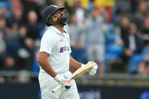 IND vs ENG: ఫస్ట్ ఓవర్‌లోనే క్రిస్ వోక్స్ మాయా.. కీలక వికెట్ కోల్పోయిన భారత్!