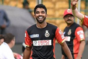 RCB vs CSK: టీమ్ ప్లేయింగ్ 11 ప్రిడిక్షన్స్: సచిన్ బేబీ అవుట్.. హసరంగ డౌట్