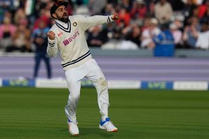 కోహ్లీకి నషాళానికి అంటిన కోపం: డ్రెస్సింగ్ రూమ్‌లో తీవ్ర అసహనం