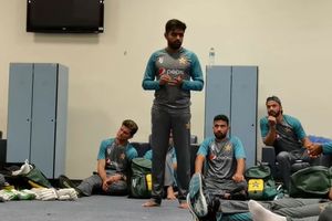 భారత్‌పై గెలవడంతో యుద్ధం ముగియలే: టీమిండియాను ఓడించిన తర్వాత డ్రెస్సింగ్ రూమ్‌లో పాక్ టీమ్ ఇలా