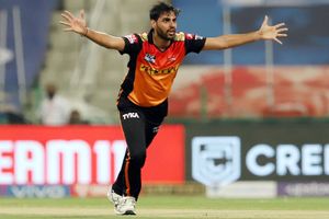 RCB vs SRH: ఆ ప్రణాళికతోనే ఏబీ డివిలియర్స్​ను కట్టడి చేశా: భువనేశ్వర్