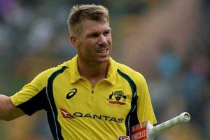 David Warner గోల్డెన్ డక్.. ఆఖరి బంతికి ఆసీస్ విజయం!
