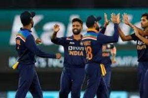 అతడు బౌలింగ్ చేయకపోతే..వేరే ఆప్షన్ చూసుకోవాలి!భారత్ సెమీస్ చేరాలంటే మార్పులు తప్పవంటున్న బ్రెట్‌ లీ!