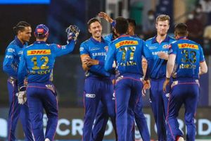 సన్‌రైజర్స్‌తో ముంబై ఇండియన్స్ చిట్ట చివరి మ్యాచ్: టాస్‌ ఓడినా రోహిత్ సేన పనైపోయినట్టే