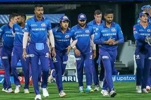 ముంబై ఇండియన్స్ గెలిచినా ప్లే ఆఫ్స్ చేరడం కష్టమే: ఆకాశ్ చోప్రా