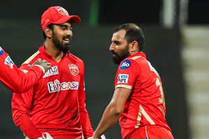 CSK vs PBKS: టాస్ గెలిచి బౌలింగ్ ఎంచుకున్న పంజాబ్.. పూరన్ ఔట్, జోర్డాన్ ఇన్! అదే జట్టుతో బరిలోకి చెన్నై!!