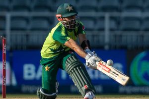 IND vs PAK: వామ్మో.. మొహ్మద్ రిజ్వాన్ మామూలోడు కాదుగా! చెప్పి మరీ కొట్టాడు! ఆషాట్లు సూపర్ (వీడియో)!!