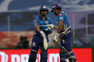 SRH vs MI: ఇషాన్ కిషన్ మెరుపు ఇన్నింగ్స్.. 10 ఓవర్లకు ముంబై స్కోర్ 131! 250 కొట్టేనా?