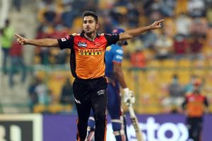 Umran Malik: భారత ప్రపంచకప్ జట్టులోకి సన్‌రైజర్స్ సర్‌ప్రైజ్ స్టార్!