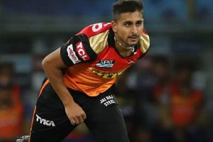 బుల్లెట్‌ బంతి వేసిన ఎస్‌ఆర్‌హెచ్ యువ పేసర్.. ఐపీఎల్ 2021లో ఇదే ఫాస్టెస్ట్ డెలివరీ! స్పీడ్ ఎంతో తెలుసా?