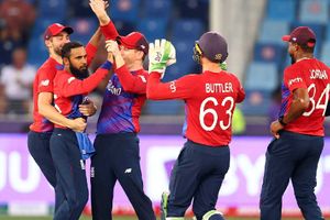 ENG vs WI: ఆదుకున్న బట్లర్.. వెస్టిండీస్‌పై ఇంగ్లండ్ ఘన విజయం!!