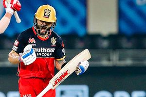 RCB vs PBKS: టాస్ గెలిచి బ్యాటింగ్ ఎంచుకున్న బెంగళూరు.. మూడు మార్పులతో బరిలోకి పంజాబ్!!