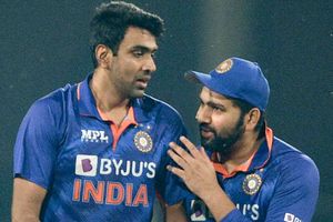 Rohit Sharma: అశ్విన్ లాంటి బౌలర్ జట్టులో ఉండాలి.. మిడిలార్డర్ మెరుగవ్వాలి!