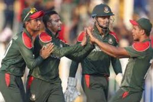 SA vs BAN: టాస్ గెలిచి బౌలింగ్ ఎంచుకున్న దక్షిణాఫ్రికా.. ముస్తాఫిజుర్, షకీబ్ ఔట్!!