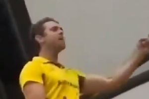 Australian Fan నోట ‘భారత్ మాతా కీ జై’ నినాదం! పాక్‌పై విజయంతో దద్దరిల్లిన మైదానం! (వీడియో)