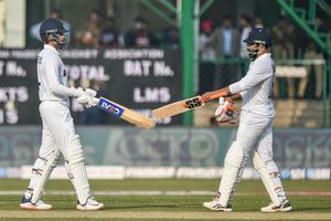 IND vs NZ 1st Test: ముగిసిన తొలి రోజు ఆట.. చెలరేగిన అయ్యర్, జడేజా! భారత్‌దే ఆధిపత్యం!