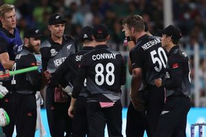 NZ Playing 11 vs ENG: బౌలింగే ఆయుధం.. ఫామ్‌లో గప్టిల్! ఇంగ్లండ్‌తో బరిలోకి దిగే న్యూజిలాండ్‌ జట్టు ఇదే!!