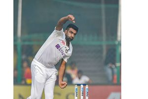RaviChandran Ashwin అరుదైన ఘనత.. హర్భజన్ సింగ్ రికార్డు బ్రేక్!