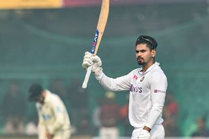 Shreyas Iyer తండ్రి ఆ వాట్సాప్ డీపీ మార్చలేదు! నాలుగేళ్ల తర్వాత ఆ కల నెరవేరింది!
