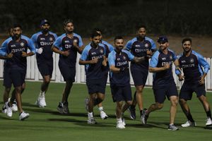 T20 WC 2021: ఒక్క దెబ్బకు రెండు పిట్టలు.. తట్టా బుట్టా సర్దుకోండ్రా అబ్బాయిలు! కోహ్లీసేనపై పేలుతున్న సెటైర్లు!