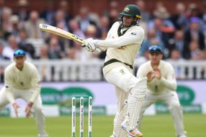 Australia Ashes Squad: వరల్డ్ కప్‌ హీరోకు నో చాన్స్.. ఖవాజా రీఎంట్రీ!