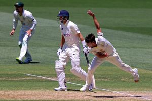 Ashes Series 2021: ఇంగ్లండ్ ముందు బిగ్ టార్గెట్‌.. మ‌రోవైపు క‌రోనా క‌ల‌క‌లం