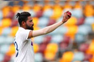 ఆర్‌సీబీ కాదురా అయ్యా.. ‘ఇండియా’అనండి! అభిమానులకు మహమ్మద్ సిరాజ్ సూచన! (వీడియో)