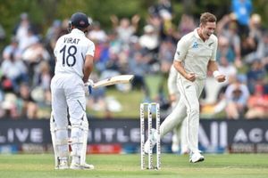 IND vs NZ: అంపైర్ తప్పిదానికి విరాట్ కోహ్లీ బలి! కళ్లు దొబ్బయా? అంటూ ఫ్యాన్స్ ఫైర్! (వీడియో)