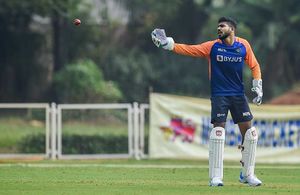 KS Bharat: అప్పుడు లాస్ట్ బాల్ సిక్స్.. ఇప్పుడు విధ్వంసకర సెంచరీ! ఇక ఐపీఎల్ వేలంలో తెలుగు కుర్రాడికి కోట్లే!