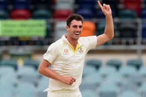 Ashes 2021: కేప్టెన్‌గా తొలి టెస్ట్..కుమ్మేసిన కమ్మిన్స్: బైర్లు కమ్మిన ఇంగ్లాండ్