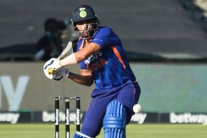 IND vs SA: దీపక్ చాహర్ ఒంటరి పోరాటం వృథా.. గెలిచే మ్యాచ్‌లో ఓడిన భారత్!