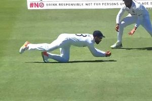 IND vs SA:విరాట్ కోహ్లీ స్టన్నింగ్ క్యాచ్.. బిత్తరపోయిన బవుమా!