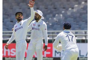 ఓడిపోతున్నామనే ఫ్రస్టేషన్‌లోనే కోహ్లీ నోరుపారేసుకున్నాడు: లుంగి ఎంగిడి