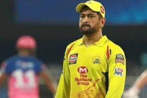 తెర వెనుక ధోని మంత్రాంగం: పాత జట్టు కోసం చెన్నై సూపర్ కింగ్స్