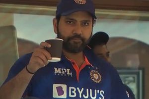 IND vs SL: కాఫీ కావాలా నాయనా? కెమెరామెన్‌తో రోహిత్ శర్మ పరిహాసం (వీడియో)