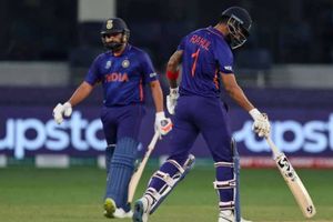 India vs West Indies: పూర్ అంపైరింగ్.. తొలి టీ20 మ్యాచ్ అంపైర్స్‌పై నెట్టింట పేలుతున్న జోకులు