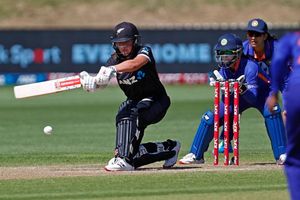 New Zealand vs India: సెంచ‌రీతో చెల‌రేగిన అమేలియా.. రెండో వ‌న్డేలో టీమిండియా ఓట‌మి