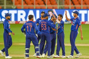 అందుకే రిషభ్ పంత్‌ను ఓపెనర్‌గా ఆడించాం.. సూర్య బ్యాటింగ్ మాత్రం సూపర్: రోహిత్ శర్మ