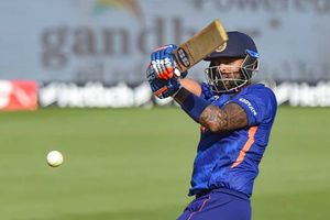 India vs West Indies: కొంప‌ముంచిన ప్ర‌యోగం.. ఆదుకున్న సూర్య‌! విండీస్ ముందు మోస్త‌రు ల‌క్ష్యం