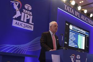 IPL 2022: రాహుల్ చాహర్ కోసం బిడ్డింగ్.. ఆక్షనీర్‌పై పంజాబ్ కింగ్స్ ఓనర్ ఫైర్!