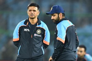Rahul Dravid: వరల్డ్ కప్ టీమ్ కాంబినేషన్‌పై నాకు, రోహిత్‌కు ఆ క్లారిటీ ఉంది!