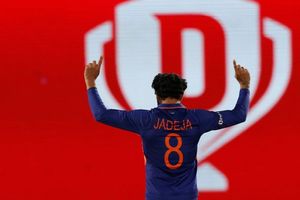 India vs Sri Lanka: 6, 4, 6, ఔట్‌.. వాట్ ఏ క‌మ్ బ్యాక్ జ‌డ్డూ భాయ్‌! నెట్టింట వైర‌ల్‌