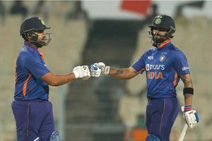 IND vs WI: చెలరేగిన విరాట్ కోహ్లీ, రిషభ్ పంత్.. విండీస్ ముందు భారీ లక్ష్యం!