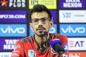 Yuzvendra Chahal: అప్పట్లో కోహ్లీ దగ్గరికెళ్లాలంటే భయమేసేది!