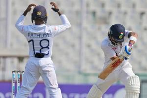 Kohli 100th Test Lunch Break: ధాటిగా ఆరంభించిన భార‌త్‌.. లంక‌కు 2 వికెట్లు.. క్రీజులో విహారీ, కోహ్లీ