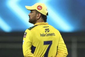 IPL 2022: ధోనినే నంబ‌ర్ వ‌న్‌.. చివ‌రి ఓవ‌ర్లో 15+ ర‌న్స్ చేసిన ఆట‌గాళ్ల జాబితా ఇదిగో!