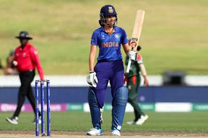 IND-W vs BAN-W:యస్తికా భాటియా ఫైటింగ్ ఫిఫ్టీ.. బంగ్లా ముందు పోరాడే లక్ష్యం!